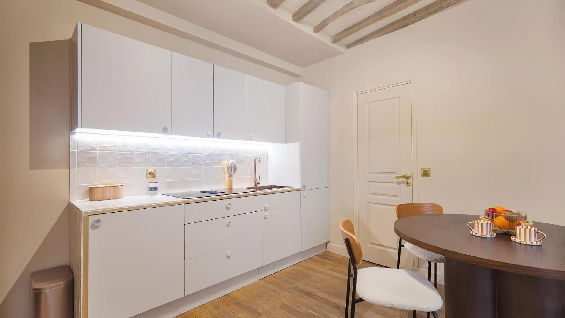 Appartement Lumineux Marais 2 Chambres Paris Apartment