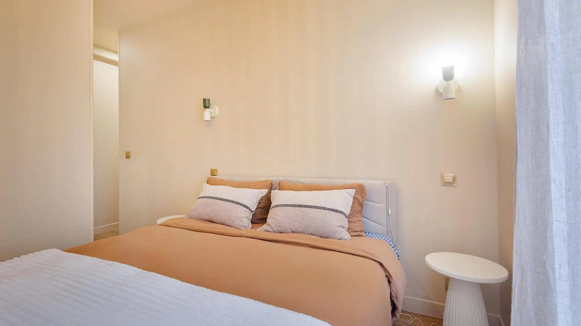 Appartement Lumineux Marais 2 Chambres Paris 0*,  France